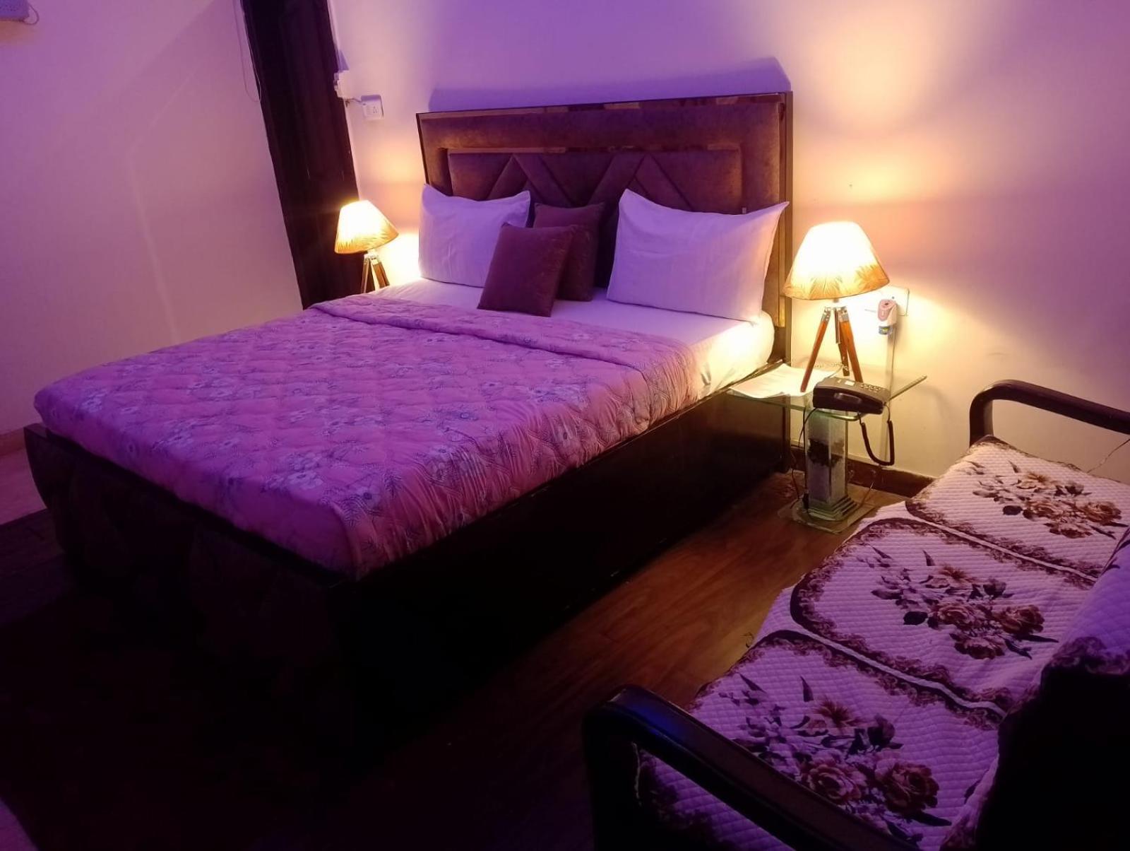Star Inn Dillí Exteriér fotografie